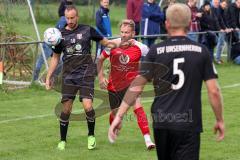 A-Klasse - Saison 2022/2023 - TSV Unsernherrn - TV 1911 Vohburg - Andreas Bell schwarz Unsernherrn - Florian Heckner rot Vohburg - Foto: Meyer Jürgen