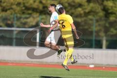 2023_10_22 - Kreisklasse - Saison 2023/24 - TSV Ingolstadt Nord - FC Gelbelsee - Kerem Düzgün weiss Ing Nord - Daniel Cipolla gelb Gelbelsee - Foto: Meyer Jürgen