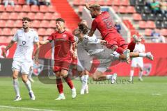 3. Liga; FC Ingolstadt 04 - 1. FC Schweinfurt 05; Tor Jubel Treffer 2:1 Yannick Deichmann (20, FCI) Zeller Lucas (6 S05)
