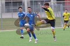 2024_2_17 - Saison 2023/24 - AUDI-Schanzer Amateur Cup - SV Hundszell - FC Hitzhofen/Oberzell  - Halbfinale 1 - Dominic Filser gelb Hitzhofen - Martin Kusche
 blau Hundszell - Foto: Meyer Jürgen