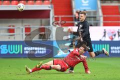 3. Liga; FC Ingolstadt 04 - TSV Havelse; Torchance verpasst Julian Kügel (29, FCI) Plume Noah (24 TSV)
