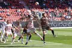 2.BL; FC Ingolstadt 04 - Fortuna Düsseldorf; Denis Linsmayer (23, FCI) Sobottka Marcel (31 DUS) Tobias Schröck (21, FCI) Hennings Rouwen (28 DUS)