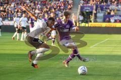 3.Liga - Saison 2022/2023 - VFL Osnabrück - FC Ingolstadt 04 - Marcel Costly (Nr.22 - FCI) - Florian Kleinhansl (Nr.3 - VFL Osnabrück) - Foto: Meyer Jürgen