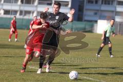 Kreisklasse - Saison 2024/25- Türkisch SV Ingolstadt - TSV Gaimersheim II - Josip Kujundzic rot Türkisch  — Simon Gelbmann schwarz Gaimersheim -  Foto: Meyer Jürgen