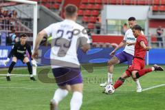 3. Liga; FC Ingolstadt 04 - Erzgebirge Aue; Torchance verpasst Yann Sturm (7, FCI) Torwart Lord Louis (22 Aue) Malone Ryan (16 Aue) Barylla Anthony (23 Aue)