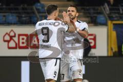 3. Liga; SV Waldhof Mannheim - FC Ingolstadt 04; bedankt sich Pascal Testroet (37, FCI) Patrick Schmidt (9, FCI)