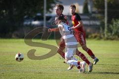 Kreisliga - Saison 2026/27 - TSV Großmehring - SV Kasing - Lukas Heilmann weiss Großmehring - Bernd Noll rot Kasing - Foto: Meyer Jürgen