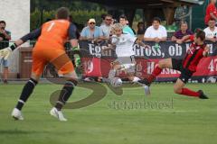 Toto Pokal - Saison 2022/2023 - SpVgg Heßdorf - FC Ingolstadt 04 - Thomas Rausch (Nr.45 - FCI) - Torwart Sebastian Heinlein (Nr.1 - SpVgg Hessdorf) - Foto: Meyer Jürgen