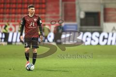 3. Liga; FC Ingolstadt 04 - Erzgebirge Aue; Freistoß Felix Keidel (43, FCI)