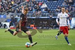 2.BL; Hamburger SV - FC Ingolstadt 04; Christian Gebauer (22, FCI) Schuß, Schonlau Sebastian (4 HSV)