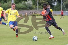 Bayernliga Nord - Saison 2024/25 - Freundschaftsspiel - FC Ingolstadt 04 II - FC Pipinsried - Jason Osei Tutu (Nr.11 - FCI U21) - Mario Götzendörfer gelb Pipinsried  - Foto: Meyer Jürgen
