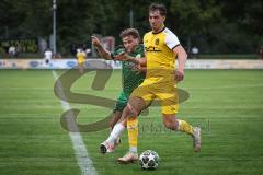 Landesliga - Saison 2026/27 - SV Manching - TSV Gersthofen - Sebastian  Graßl (Nr.10 - SV Manching) - Vogel Christian gelb Gersthofen - Foto: Meyer Jürgen