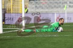 3. Liga; SSV Ulm 1846 - FC Ingolstadt 04; sicher Torwart Ortag Christian ( Ulm)