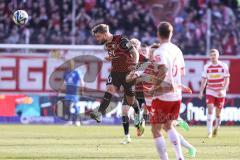 3. Liga; SSV Jahn Regensburg - FC Ingolstadt 04; Yannick Deichmann (20, FCI) Saller Benedikt (6 Jahn)