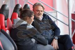 3. Liga - Saison 2023/24 - FC Ingolstadt 04 - Waldhof Mannheim - Geschäftsfüher  Dietmar  Beiersdorfer (FCI) - Cheftrainerin Sabrina Wittmann(FCI) - Foto: Meyer Jürgen