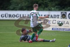 Landesliga - Saison 2025/26 - SV Manching - TSV Jetzendorf - Luca Oehler (Nr.3 - SV Manching) - Tim Greifenegger grau Jetzendorf - Foto: Meyer Jürgen