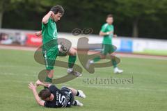 Bezirksliga - Saison 2024/25- FC Fatih - VFB Eichstätt II  - Julian Scholl grün Eichstätt  - Dardan Berisha schwarz Fatih - Foto: Meyer Jürgen