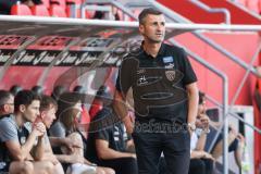 3. Liga; FC Ingolstadt 04 - TSV 1860 München; Cheftrainer Michael Köllner (FCI) an der Seitenlinie, Spielerbank