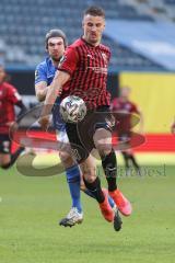 3. Liga - Hansa Rostock - FC Ingolstadt 04 - Stefan Kutschke (30, FCI) Damian Roßbach (4 Rostock)