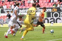 3. Liga; SV Sandhausen - FC Ingolstadt 04; David Kopacz (29, FCI) verpasst das Tor, Weik Jonas (31 SVS) Torwart Königsmann Timo (22 SVS) Diekmeier Dennis (18 SVS)