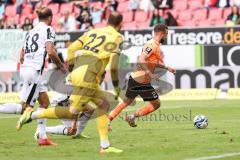 3. Liga; SV Sandhausen - FC Ingolstadt 04; David Kopacz (29, FCI) verpasst das Tor, Weik Jonas (31 SVS) Torwart Königsmann Timo (22 SVS) Diekmeier Dennis (18 SVS)