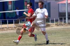 Kreisliga - Saison 2022/2023 - Türk.SV Ingolstadt - DJK Ingolstadt - Halil Akinci weiss DJK Ingolstadt - Eray Genc rot Türk.SV Ing.- Foto: Meyer Jürgen