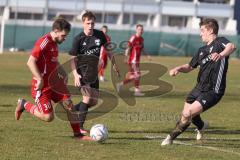Kreisklasse - Saison 2024/25- Türkisch SV Ingolstadt - TSV Gaimersheim II - Josip Kujundzic rot Türkisch  - Philipp Dosch schwarz Gaimersheim mitte — Simon Gelbmann schwarz rechts Gaimersheim -  Foto: Meyer Jürgen