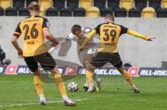 3. Liga - Dynamo Dresden - FC Ingolstadt 04 - Dennis Eckert Ayensa (7, FCI) Ehlers Kevin (39 Dresden) Mai Sebastian (26 Dresden)