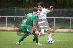 Kreisklasse - Saison 2026/27- TSV Lenting - FC Arnsberg-  - Christoph Nerb grün Lenting - Arda Keskin weiss Arnsberg  - Foto: Meyer Jürgen