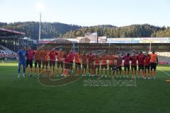 3.Liga - Saison 2023/2024 - SC Freiburg II - FC Ingolstadt 04 - die Spieler bedanken sich bei den Fans - jubel - Foto: Meyer Jürgen