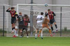 Bayernliga Nord - Saison 2024/25 - FC Ingolstadt 04 II - ATSV Erlangen - Tobias Schröck (Nr.21 - FCI U21) köpft den Ball weg nach einer Ecke - XXXXX - Foto: Meyer Jürgen