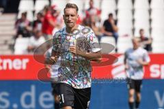 3. Liga; Rot-Weiss Essen - FC Ingolstadt 04; vor dem Spiel Aufwärmtrikot Puma stronger together, Tobias Schröck (21, FCI)