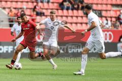 3. Liga; FC Ingolstadt 04 - 1. FC Schweinfurt 05; Zeller Lucas (6 S05) Marcel Costly (22, FCI) Zweikampf Kampf um den Ball