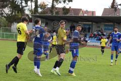Kreisliga - Saison 2022/2023 - TSV Oberhaunstadt - FC Hitzhofen - Baran Cakir blau Oberh.stadt - Linus Pfaller gelb Hitzhofen - Foto: Meyer Jürgen