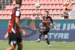 3. Liga; FC Ingolstadt 04 - Würzburger Kickers; Flanke Jonas Scholz (15, FCI)