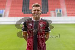 Dennis Eckert Ayensa (7, FCI) ; FC Ingolstadt 04; 2.BL, Porträttermin 2021/2022