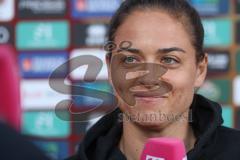 3. Liga - Saison 2024/25 - FC Ingolstadt 04 - SV Wehen Wiesbaden - Cheftrainerin Sabrina Wittmann (FCI) - XXXXX - Foto: Meyer Jürgen
