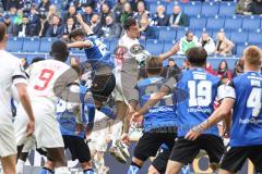 3. Liga; Arminia Bielefeld - FC Ingolstadt 04; Zweikampf Kampf um den Ball Lukas Fröde (34, FCI) Lannert Christopher (24 AB)