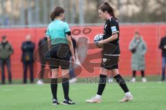 2. Bundesliga Frauen - Saison 2023/24 - FC Ingolstadt 04 Frauen - HSV Fr.1 - Anna-Lena Fritz (Nr.19 - FCI) legt sich den Ball zurecht für den Elfmeter - XXXXX - Foto: Meyer Jürgen