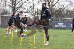 3. Liga; 1. Training nach Winterpause, 2023 FC Ingolstadt 04; Hans Nunoo Sarpei (18 FCI)