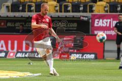 2.BL; Dynamo Dresden - FC Ingolstadt 04, Warmup Maximilian Beister (11, FCI)