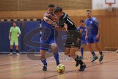 Hallenturnier Gaimersheim - Saison 2025/26 - TSV Gaimersheim - SV Hundszell - Nico von Swiontek Brzezinski schwarz Gaimersheim- Maximilian Friebe blau Hundszell - Foto: Meyer Jürgen