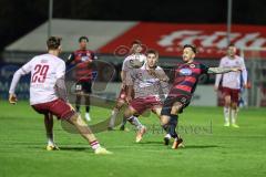 3. Liga; FC Viktoria Köln - FC Ingolstadt 04; Zweikampf Kampf um den Ball Gustav Christensen (24, FCI) Handle Simon (7 VK) Julian Kügel (29, FCI)