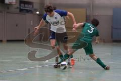 Hallenturnier Ingolstadt Nord - Saison 2024/25 - FC Geisenfeld - TSV Etting - Simon Weidenhiller weisss Etting  - Sebastian Ludacka grün Geisenfeld #5 - Manuel Obermayr grün Geisenfeld #3 - Foto: Meyer Jürgen