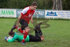 A-Klasse - Saison 2022/2023 - TSV Unsernherrn - TV 1911 Vohburg - Florian Hauber rot Vohburg - Daniel Langmei Torwart Unsernherrn - Foto: Meyer Jürgen