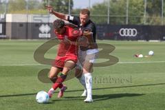 * Testspiel - Saison 2025/26 - FC Ingolstadt 04 - FSV Zwickau - Yann Sturm (Nr.7 - FC Ingolstadt 04) - Oliver Fobassam (Nr.22 - FSV Zwickau) - Foto: Meyer Jürgen