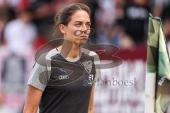Toto-Pokal Finale; Würzburger Kickers - FC Ingolstadt 04; Gang in die Pause Cheftrainerin Sabrina Wittmann (FCI)