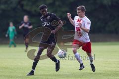 Relegation 2 - U17 - SSV Jahn Regensburg - FC Ingolstadt 04 - Michael Udebuluzor (25 FCI) Niklas Heiniger (4 SSV)