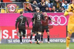 3. Liga; FC Ingolstadt 04 - SG Dynamo Dresden; Neuzugang Sebastian Grönning (11, FCI) Tor Jubel Treffer Schuß 2:0 Benjamin Kanuric (8, FCI) Mladen Cvjetinovic (19, FCI) Jannik Mause (7, FCI)