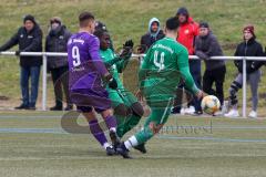 Testspiel - Fußball - SV Manching - VFR Neuburg/Donau  - Ousseynou Tamba (#10 Manching) - Von Swionte Nico lila Neuburg - Faruc Rencber (#4 Manching) - Foto: Jürgen Meyer